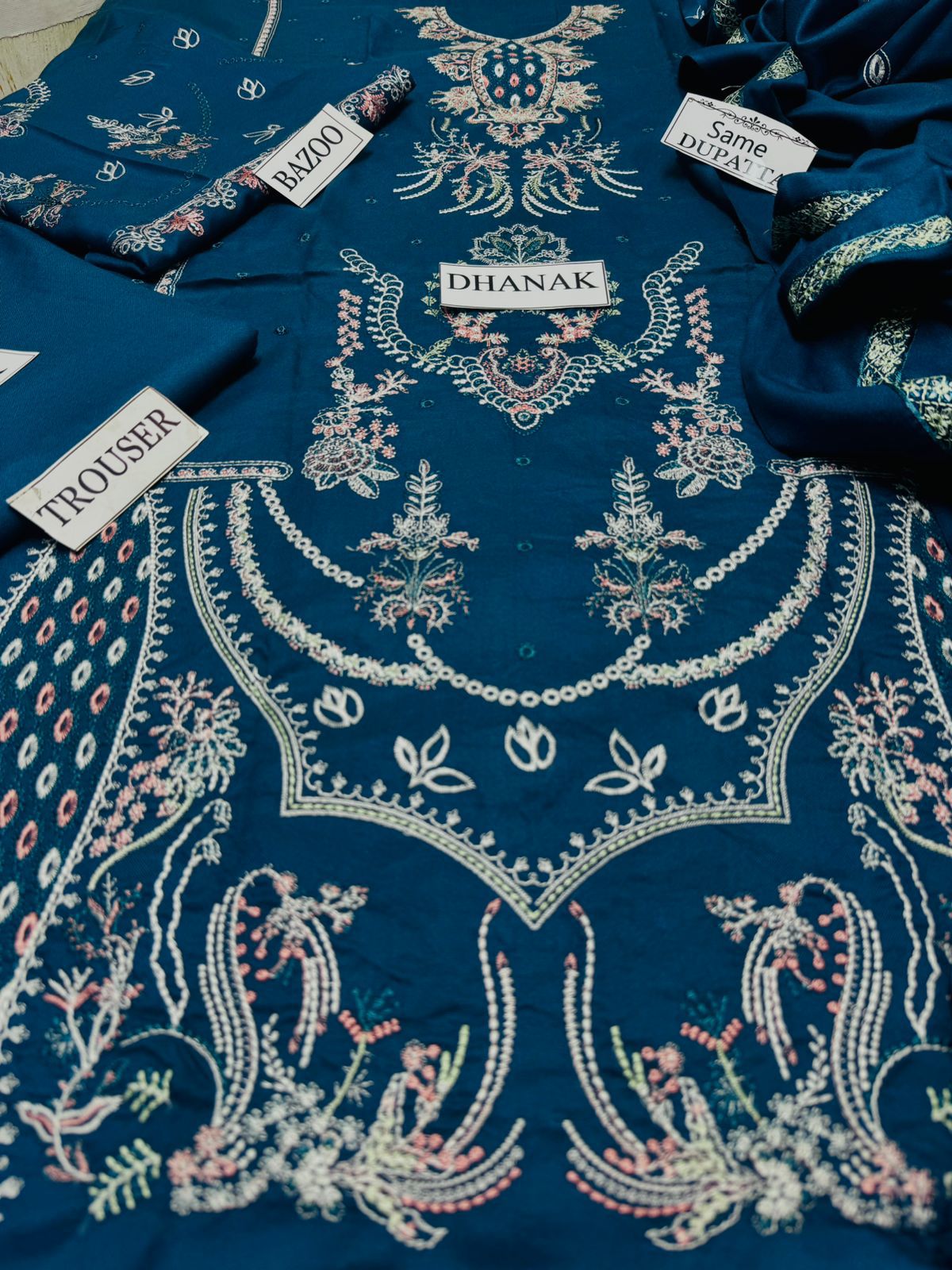 "AQUA ROYALTY" Women Unstitched Suit.