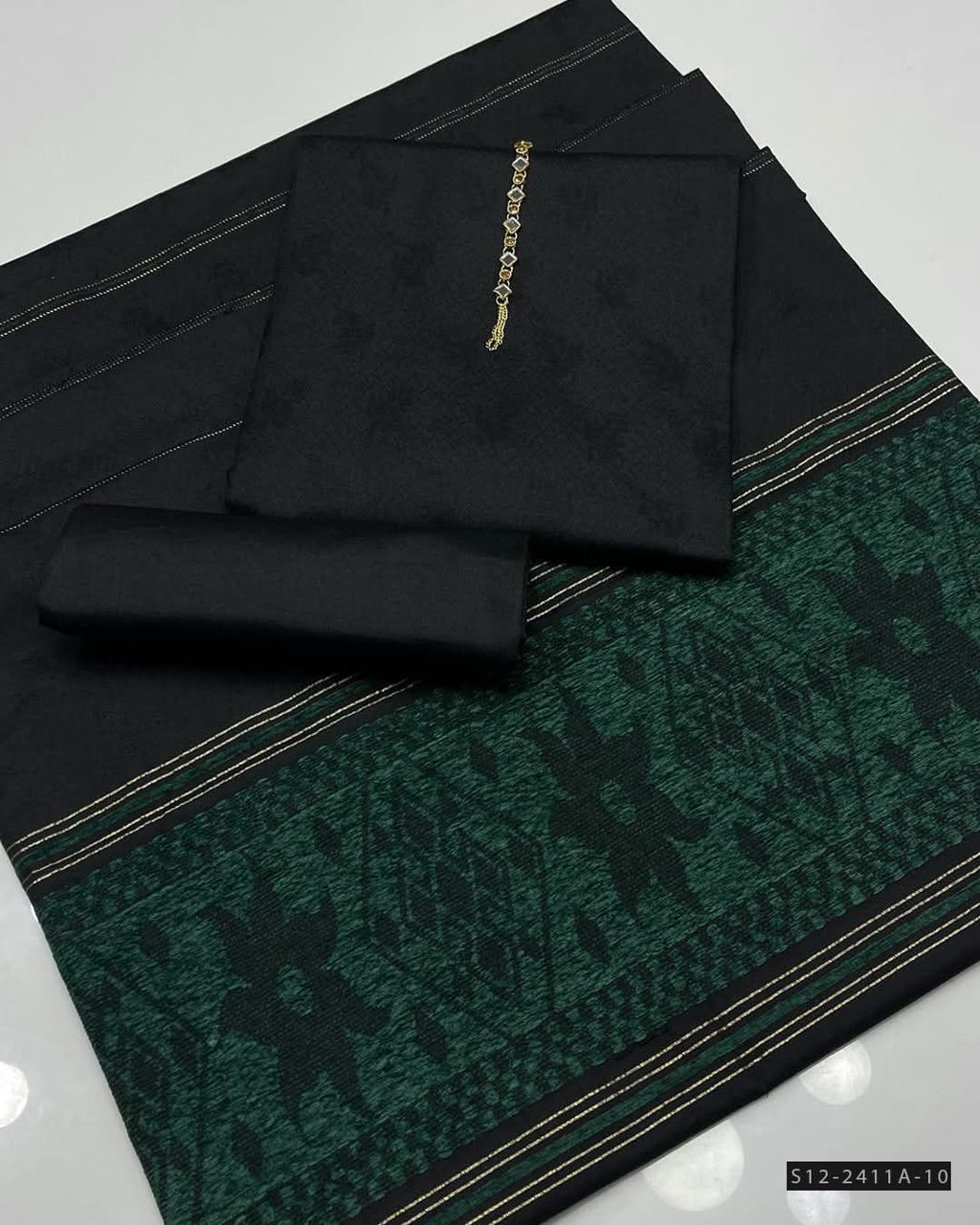 Premium 3-Piece Multani Khaadi Sussi Jacquard Suit with 🧣 Shawl