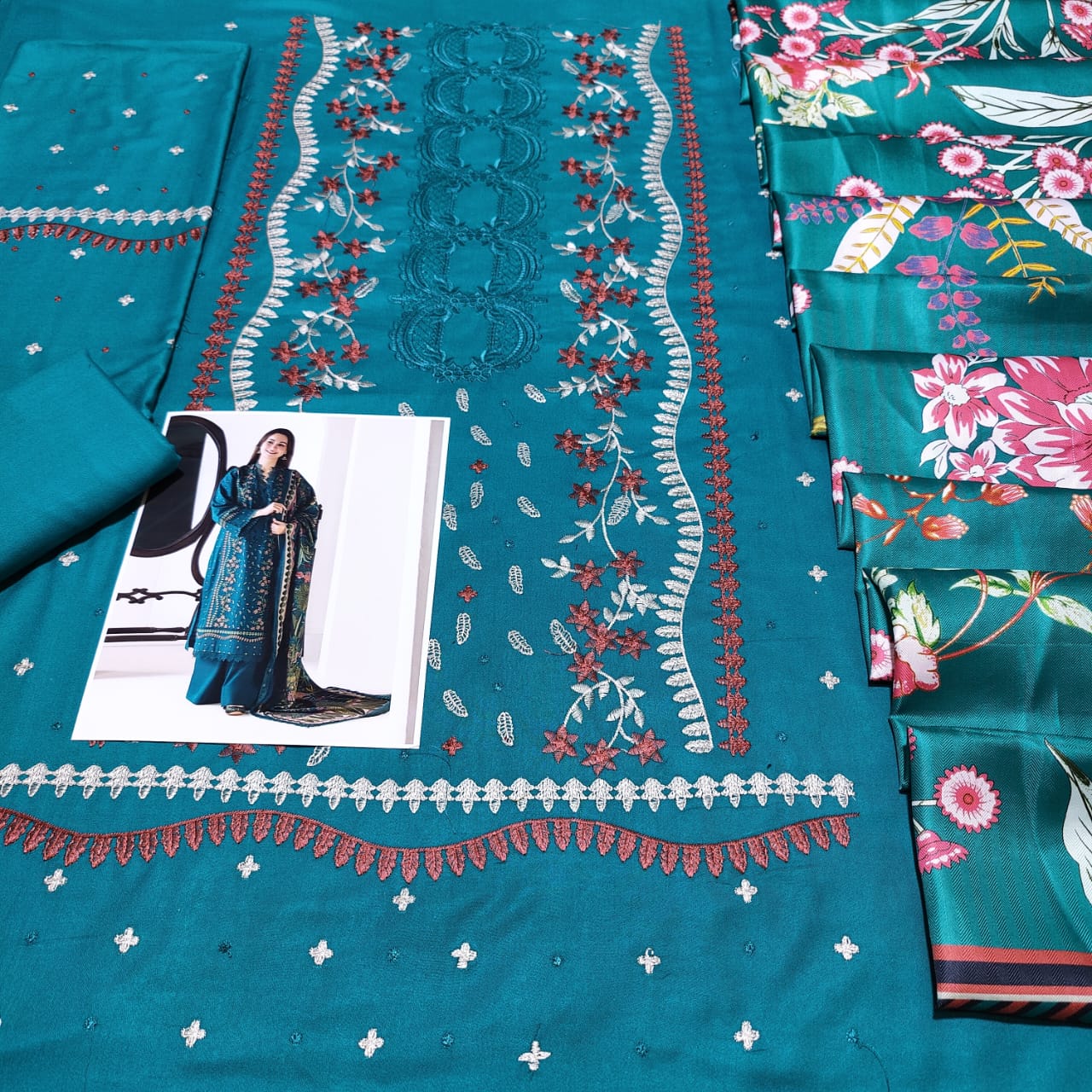 DHANAK 3PC EMBROIDERED