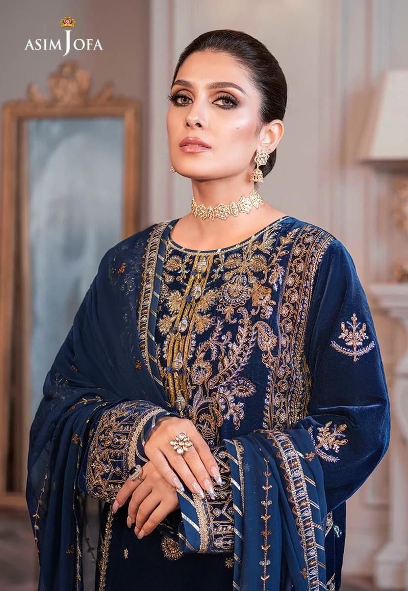 The Ayeza Edit | Makhmal - Royal Velvet Collection" by Asim Jofa.