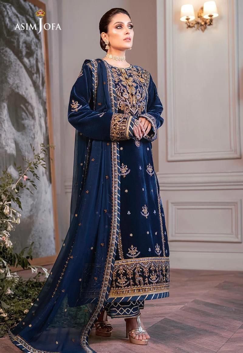 The Ayeza Edit | Makhmal - Royal Velvet Collection" by Asim Jofa.